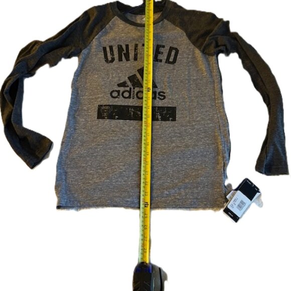 Light and dark grey Adidas shirt - Picture 3 of 4